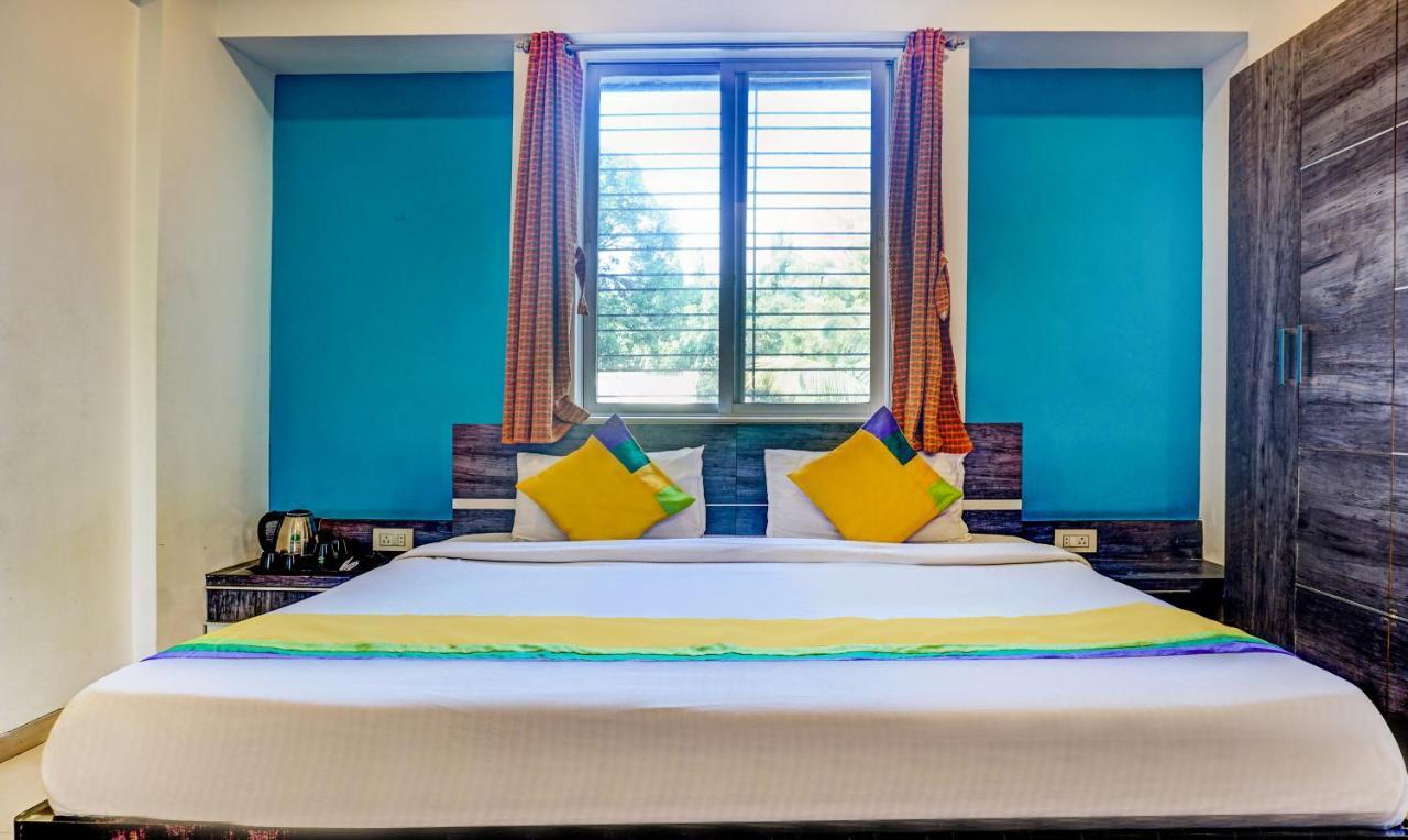 Hotel Treebo Trip The Upper 3*